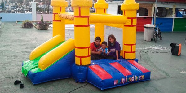 Castillo hinchable Encantado